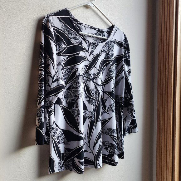 Allison Daly Black /White Tunic Boho Blouse Size Petite Large - Picture 6 of 12